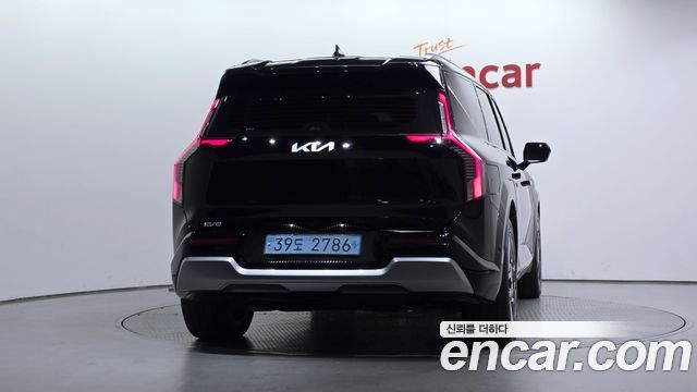 Kia EV9 из Кореи Encar