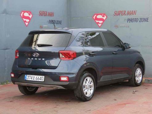 Hyundai Venue 1.6 Smart — пробег 4 106 км — фото 3 из 5