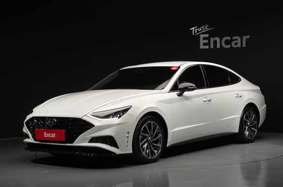 Hyundai Sonata 2.0 Premium Plus — пробег 36 277 км — фото 1 из 5