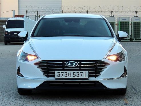 Hyundai Sonata 2.0 Smart — пробег 123 157 км — фото 1 из 5