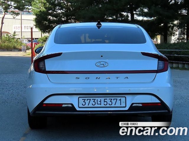 Hyundai Sonata 2.0 Smart — пробег 123 157 км — фото 4 из 5