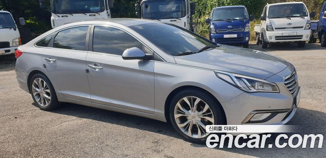 Hyundai Sonata 2.0 Premium Special — пробег 160 877 км — фото 2 из 5