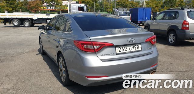 Hyundai Sonata 2.0 Premium Special — пробег 160 877 км — фото 4 из 5