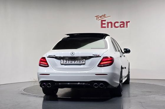 Mercedes-Benz E-Class E53 AMG 4MATIC+ — пробег 126 490 км — фото 4 из 5