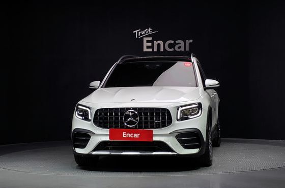 Mercedes-Benz GLB-Class AMG GLB35 4MATIC — пробег 56 691 км — фото 3 из 5