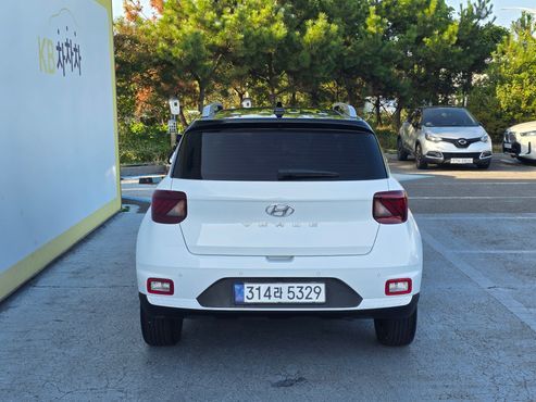 Hyundai Venue 1.6 Flux — пробег 60 968 км — фото 4 из 5