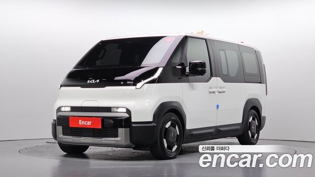 Kia PV5 Passenger 5 Seater Plus — пробег 9 838 км — фото 1 из 5