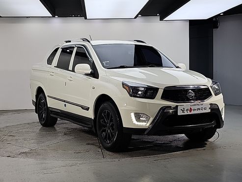 Ssangyong KORANDO 2.2 EXTREME 4WD — пробег 126 000 км — фото 2 из 5