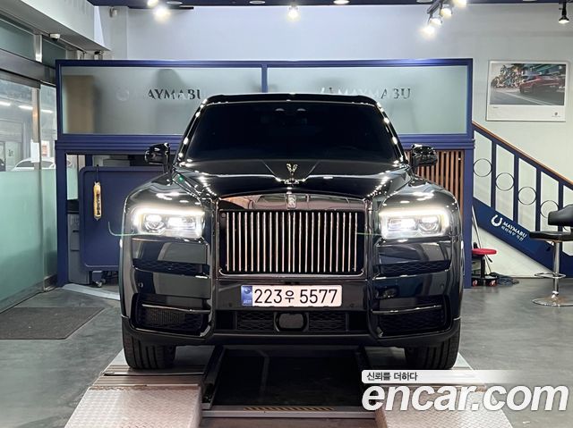 Rolls-Royce Cullinan 6.7 V12 Black Badge — пробег 8 400 км — фото 3 из 5