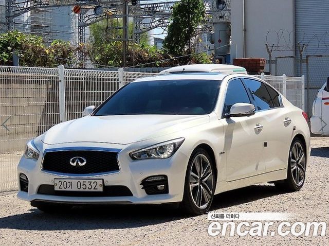 Infiniti Q50 3.5 Hybrid Essence — пробег 70 961 км — фото 2 из 5