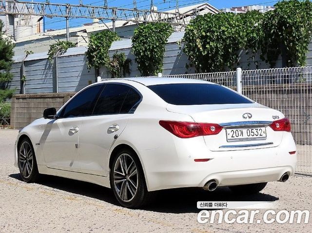 Infiniti Q50 3.5 Hybrid Essence — пробег 70 961 км — фото 3 из 5