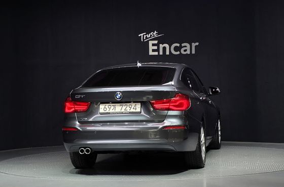 BMW Gran Turismo GT 320d xDrive — пробег 125 427 км — фото 4 из 5