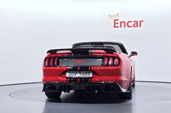 Ford Mustang GT Convertible — пробег 101 033 км — фото 4 из 5