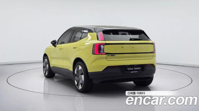 Volvo EX30 Ultra — пробег 7 932 км — фото 4 из 5