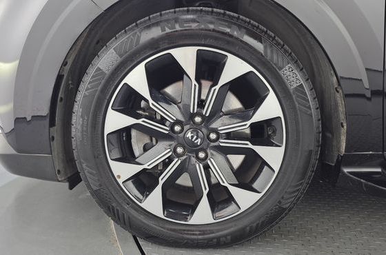 Kia Carnival Diesel 9-Seater Signature — пробег 276 060 км — фото 5 из 5