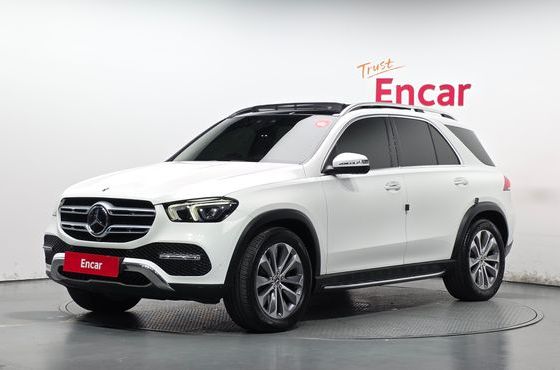 Mercedes-Benz GLE-Class GLE300d 4MATIC — пробег 95 976 км — фото 1 из 5