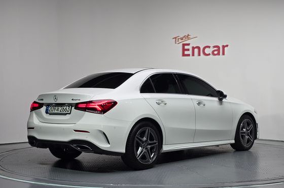Mercedes-Benz A-Class A250 4MATIC Sedan — пробег 51 325 км — фото 2 из 5
