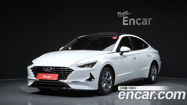 Hyundai Sonata 2.0 Premium Family — пробег 186 525 км — фото 1 из 5
