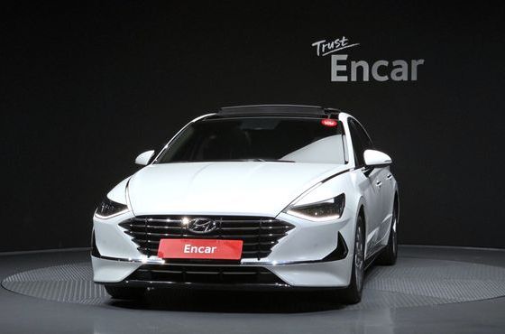 Hyundai Sonata 2.0 Premium Family — пробег 186 525 км — фото 3 из 5
