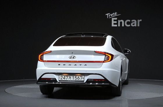 Hyundai Sonata 2.0 Premium Family — пробег 186 525 км — фото 4 из 5