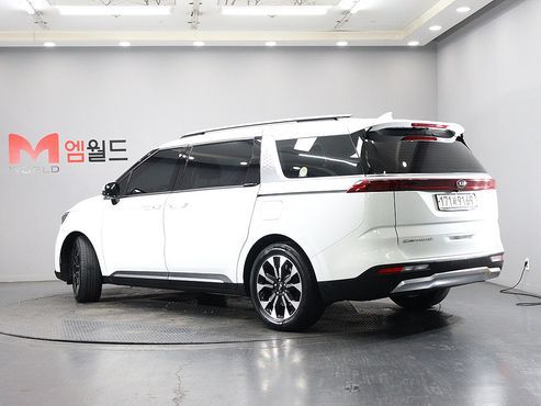 Kia Carnival Diesel 9-Seater Signature — пробег 121 430 км — фото 4 из 5