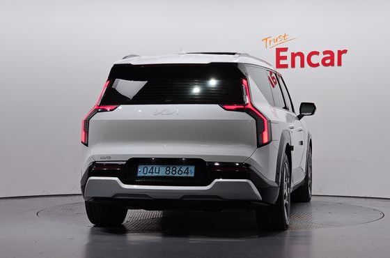 Kia EV9 Long Range 4WD Earth — пробег 34 128 км — фото 4 из 5