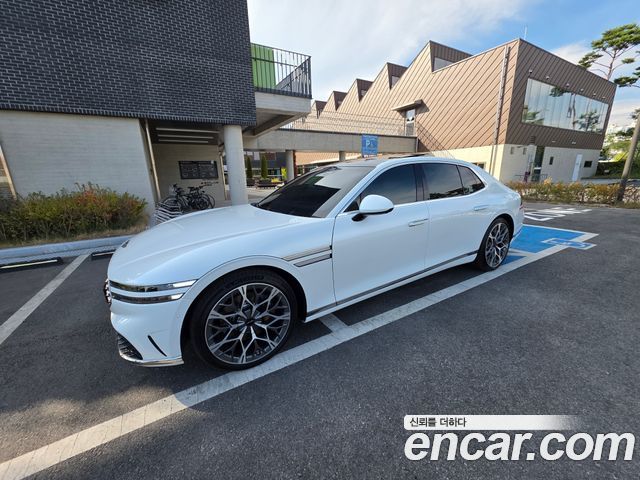 Genesis G90 Gasoline 3.5 Turbo e-S/C AWD — пробег 55 700 км — фото 5 из 5