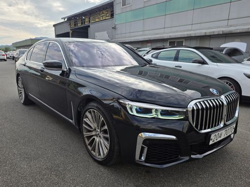 BMW 7-Series 750Li xDrive Luxury — пробег 134 000 км — фото 3 из 5