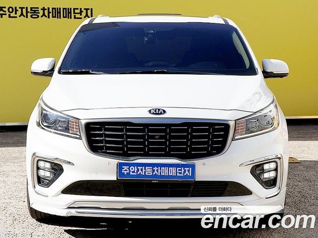 Kia Carnival Gasoline 9-Seater Noblesse Special — пробег 174 610 км — фото 2 из 5