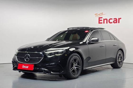 Mercedes-Benz E-Class E300 4MATIC AMG Line — пробег 32 448 км — фото 1 из 5