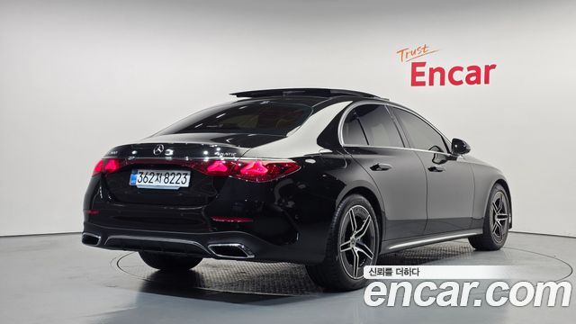 Mercedes-Benz E-Class E300 4MATIC AMG Line — пробег 32 448 км — фото 2 из 5