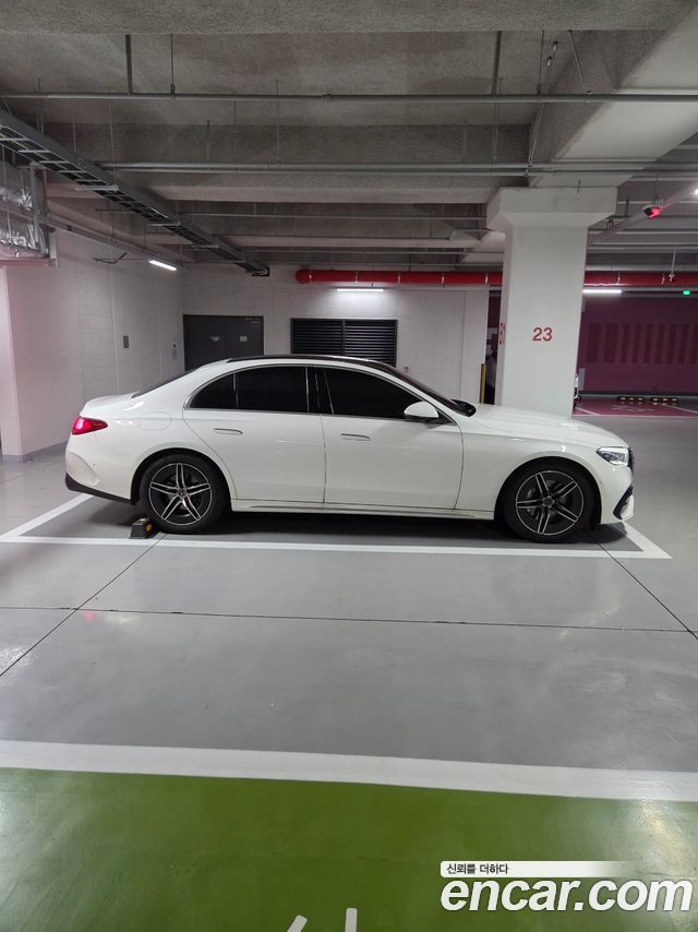 Mercedes-Benz E-Class E300 4MATIC AMG Line — пробег 18 500 км — фото 3 из 5