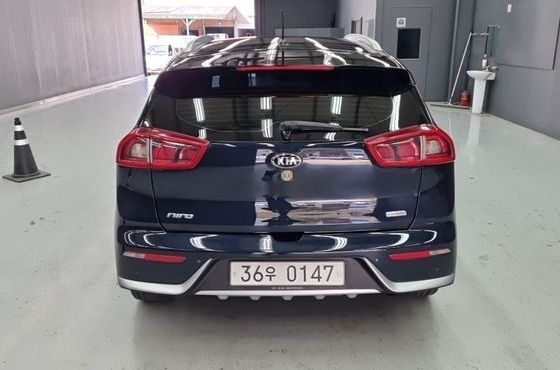 Kia Niro Noblesse — пробег 102 042 км — фото 2 из 5