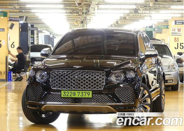 Bentley Bentayga 4.0 V8 EWB Mulliner — пробег 235 км — фото 3 из 5