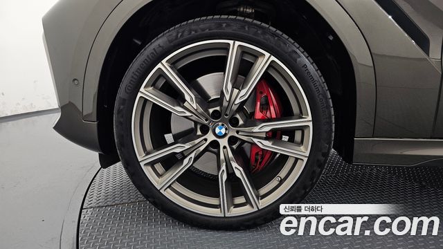 BMW X6 M50i — пробег 44 400 км — фото 5 из 5