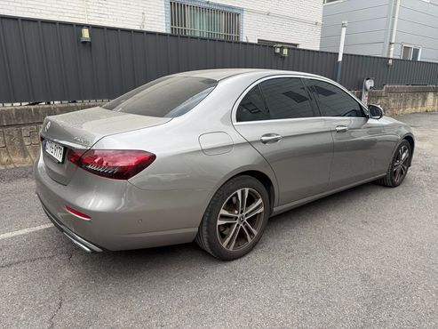 Mercedes-Benz E-Class E350 4MATIC Avantgarde — пробег 44 342 км — фото 2 из 5