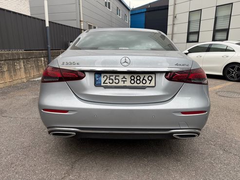 Mercedes-Benz E-Class E220d Exclusive — пробег 62 730 км — фото 4 из 5