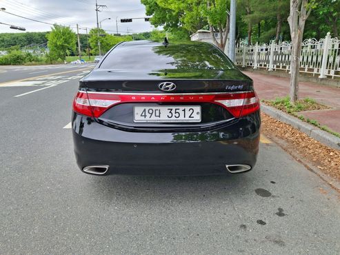 Hyundai Grandeur Premium — пробег 192 472 км — фото 4 из 5