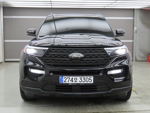 Ford Explorer 2.3 LimIted 4WD — пробег 46 807 км — фото 2 из 5
