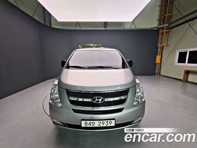 Hyundai Starex 5-Seater VAN CVX Luxury — пробег 139 786 км — фото 2 из 5