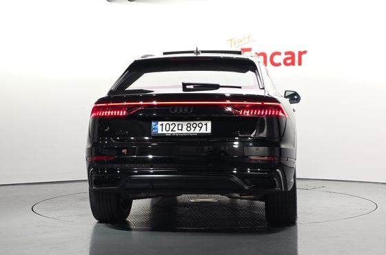Audi Q8 50 TDI Quattro Premium — пробег 55 050 км — фото 4 из 5