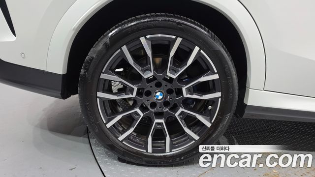 BMW X6 xDrive40i M Sport — пробег 24 549 км — фото 5 из 5