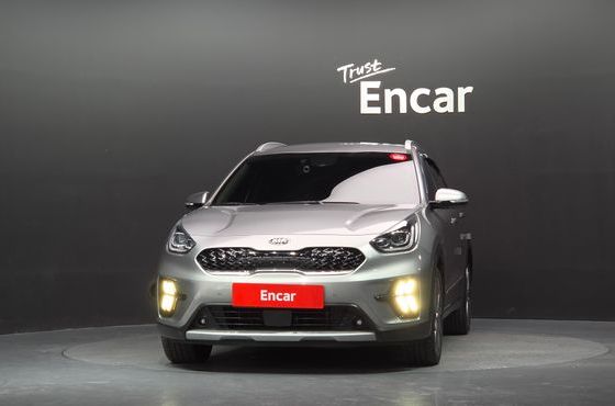 Kia Niro 1.6 HEV Noblesse Special — пробег 161 703 км — фото 3 из 5