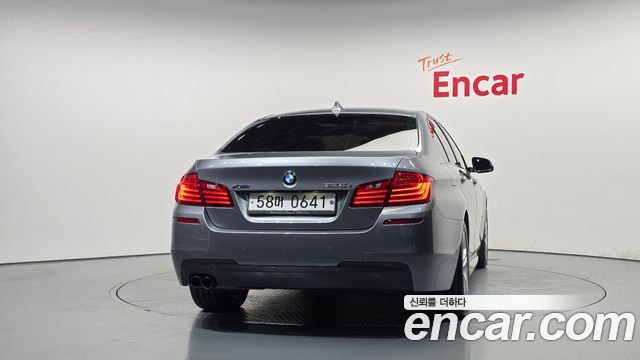 BMW 5-Series 528i xDrive M Aero Dynamic — пробег 72 211 км — фото 4 из 5