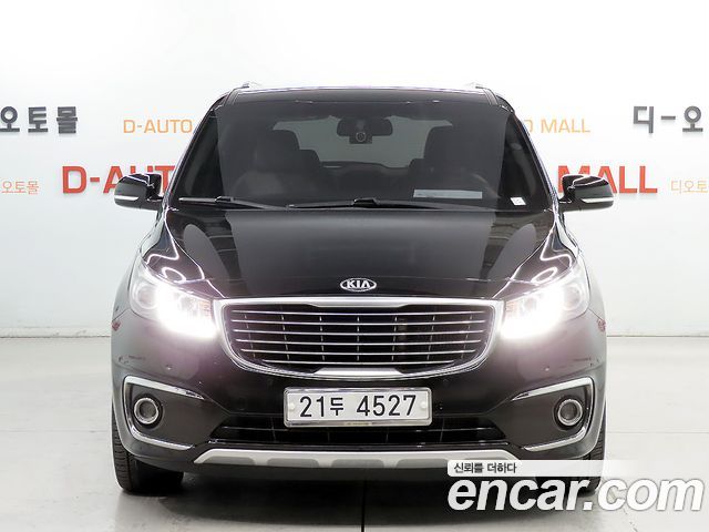 Kia Carnival 9-seater Prestige — пробег 124 540 км — фото 3 из 5