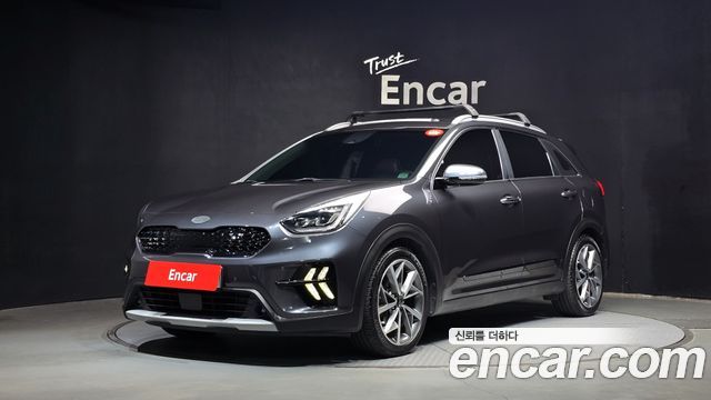 Kia Niro 1.6 HEV Noblesse Special — пробег 142 760 км — фото 1 из 5