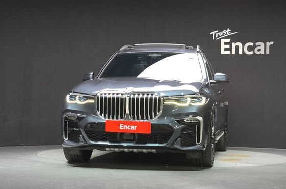 BMW X7 xDrive 40i M Sport 6STR — пробег 62 419 км — фото 3 из 5