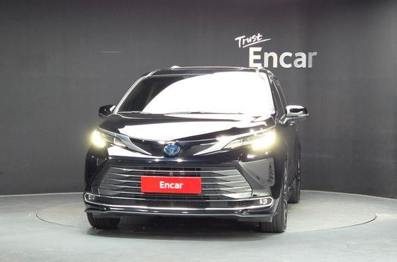 Toyota Sienna 2.5 Hybrid AWD — пробег 89 100 км — фото 3 из 5