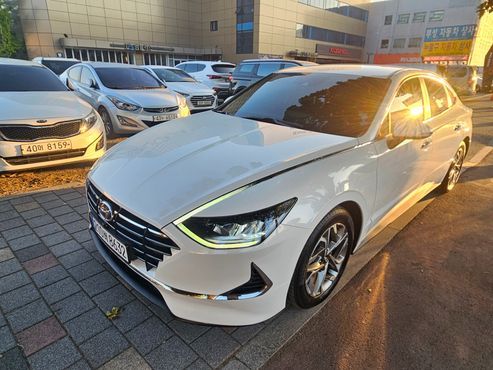 Hyundai Sonata 2.0 Premium — пробег 119 576 км — фото 1 из 5