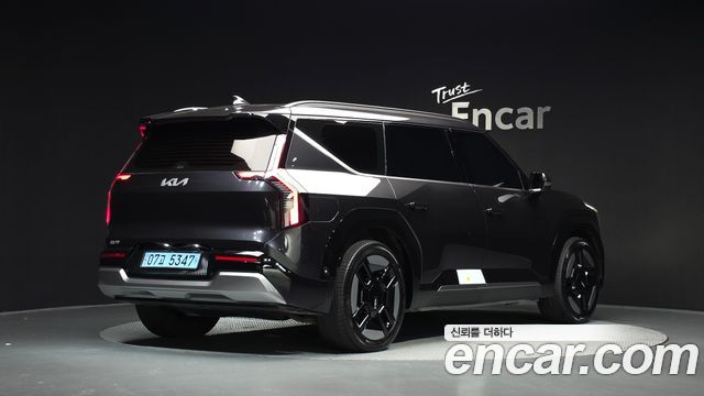 Kia EV9 из Кореи Encar